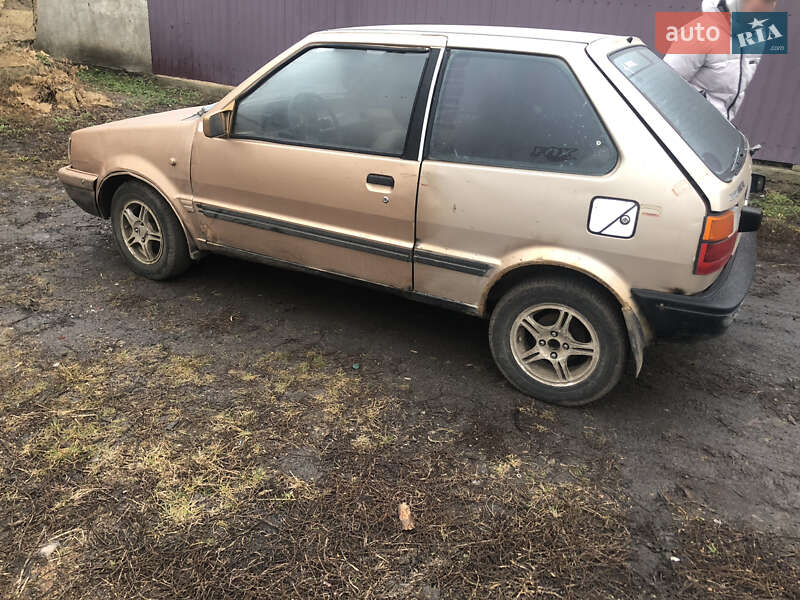 Хетчбек Nissan Micra 1987 в Кропивницькому