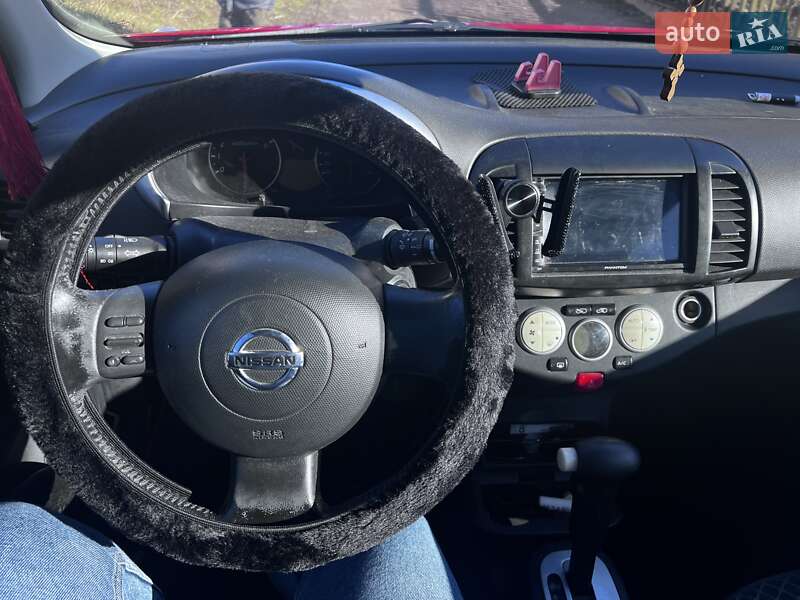 Хэтчбек Nissan Micra 2005 в Ходорове