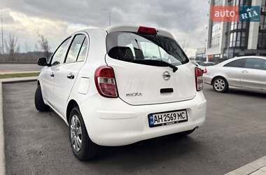 Хетчбек Nissan Micra 2013 в 