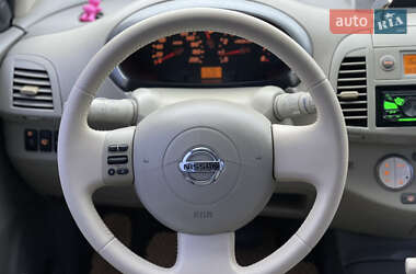 Хэтчбек Nissan Micra 2004 в Киеве