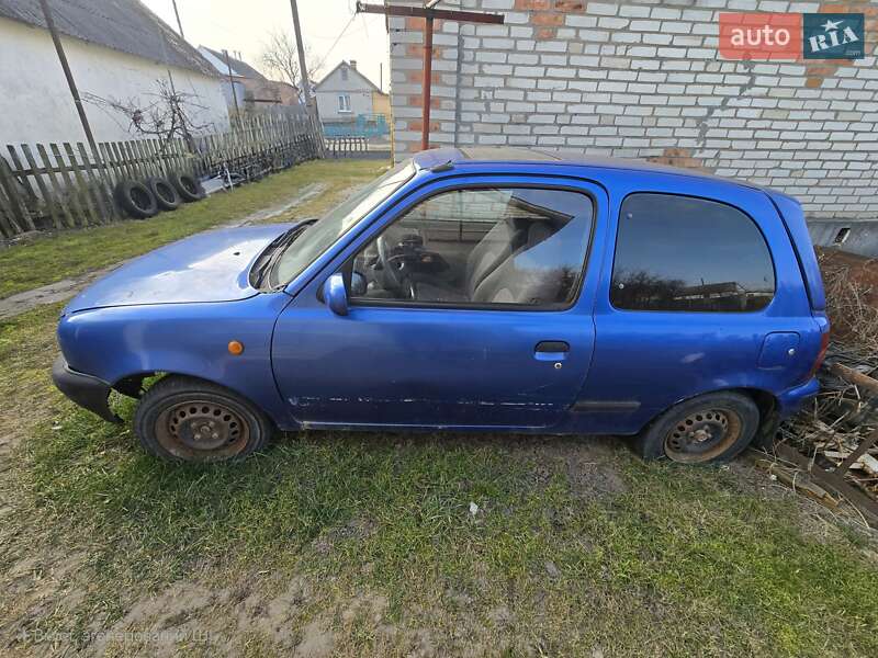 Хетчбек Nissan Micra 1999 в Володимирі