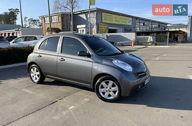 Хэтчбек Nissan Micra 2004 в Софиевской Борщаговке