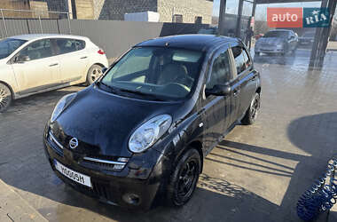 Хэтчбек Nissan Micra 2008 в 