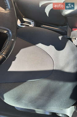 Хэтчбек Nissan Micra 2010 в 