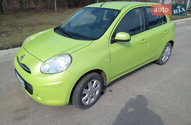 Хэтчбек Nissan Micra 2013 в 