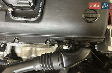 Хэтчбек Nissan Micra 2010 в 
