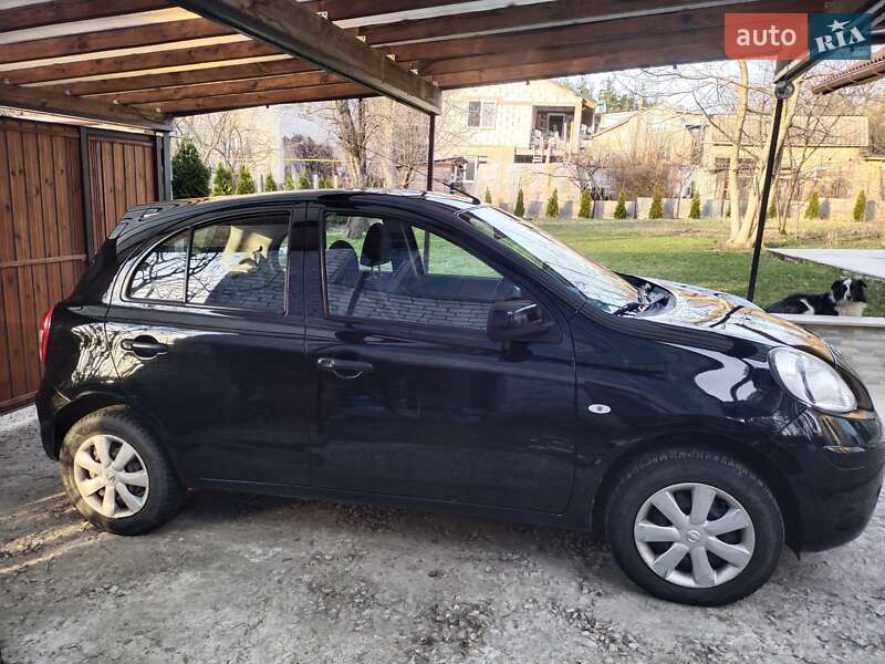 Хэтчбек Nissan Micra 2015 в Киеве фото 3 Хэтчбек Nissan Micra 2015 в Киеве