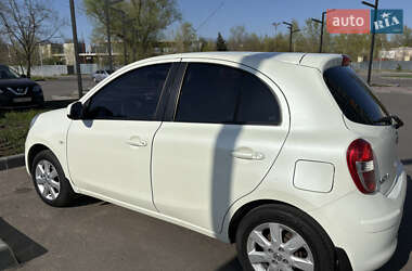 Хэтчбек Nissan Micra 2013 в 