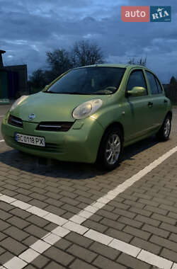 Хетчбек Nissan Micra 2004 в 