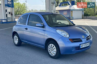Хэтчбек Nissan Micra 2003 в 