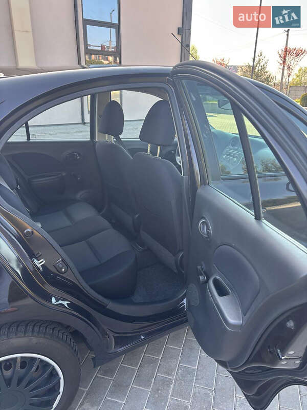 Хэтчбек Nissan Micra 2011 в Ровно