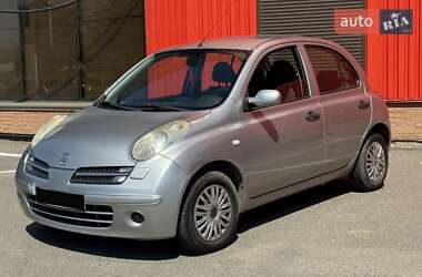 Хетчбек Nissan Micra 2006 в 