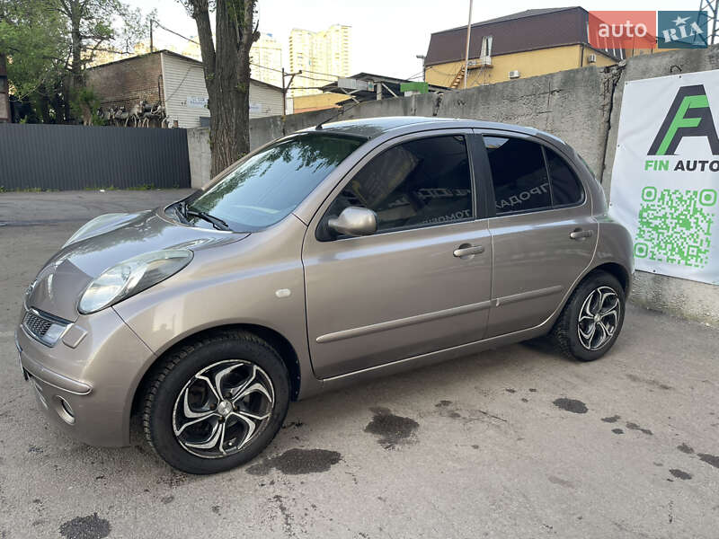 Хетчбек Nissan Micra 2007 в 