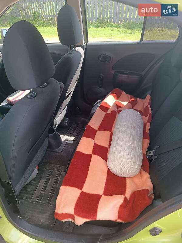 Хетчбек Nissan Micra 2013 в Києві