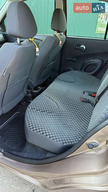 Хетчбек Nissan Micra 2006 в Києві