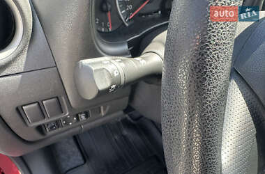 Хэтчбек Nissan Micra 2014 в 