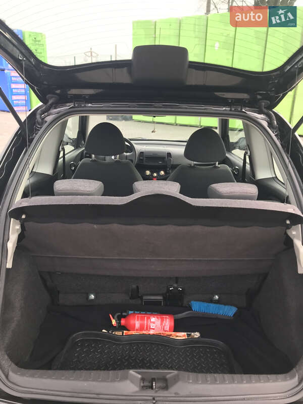 Хетчбек Nissan Micra 2006 в Умані