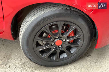 Хетчбек Nissan Micra 2007 в 
