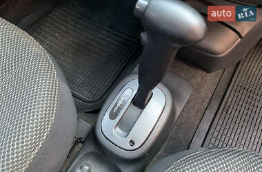Хетчбек Nissan Micra 2007 в 