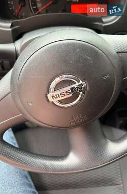 Хетчбек Nissan Micra 2015 в 