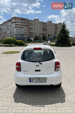 Хетчбек Nissan Micra 2015 в 