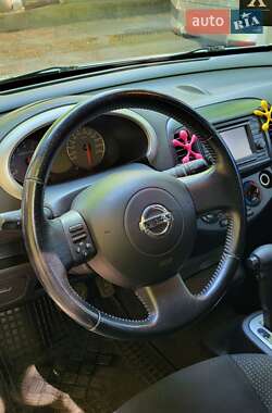 Хэтчбек Nissan Micra 2009 в 