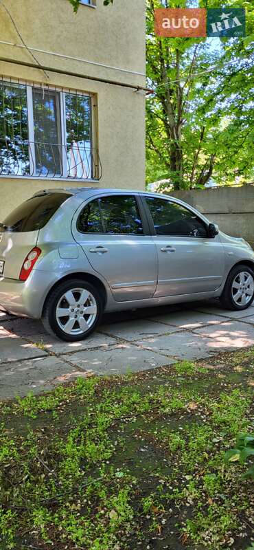 Хэтчбек Nissan Micra 2009 в Днепре