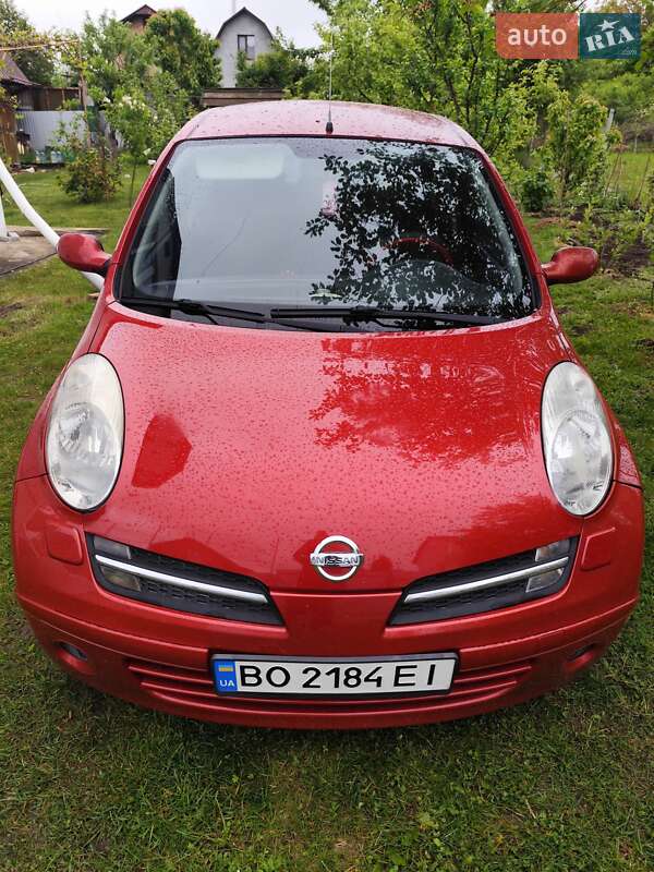 Хэтчбек Nissan Micra 2006 в 