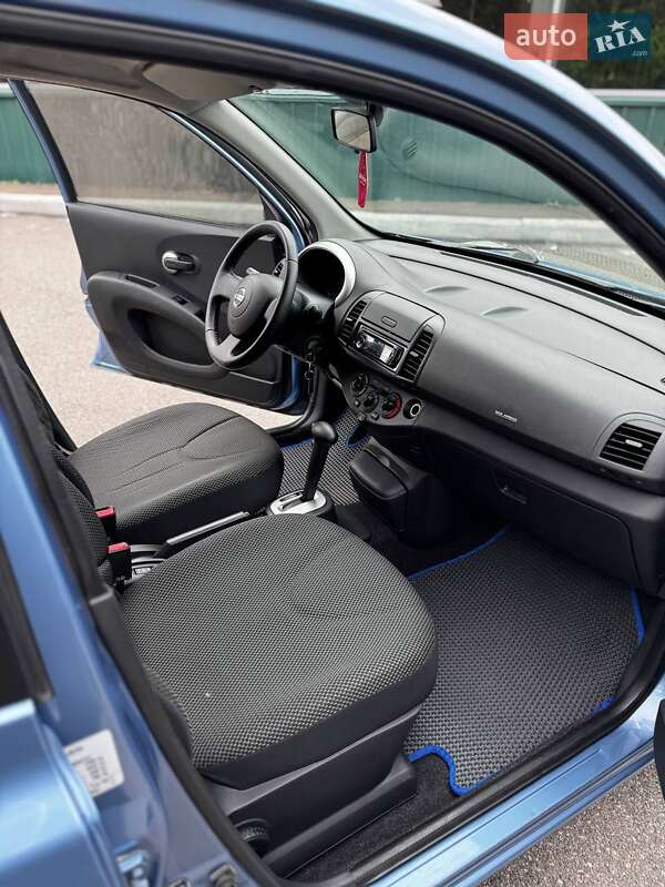 Хэтчбек Nissan Micra 2010 в Киеве