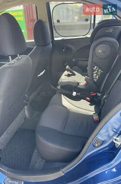 Хэтчбек Nissan Micra 2013 в 