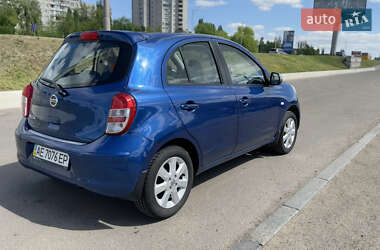 Хэтчбек Nissan Micra 2013 в 