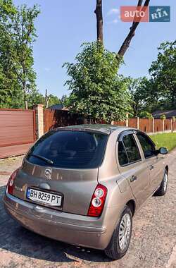 Хэтчбек Nissan Micra 2007 в 