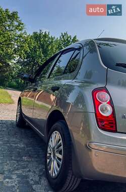 Хэтчбек Nissan Micra 2007 в 