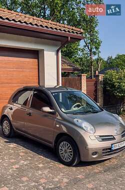 Хэтчбек Nissan Micra 2007 в 
