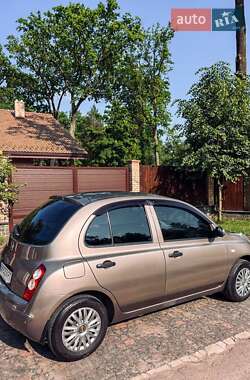 Хэтчбек Nissan Micra 2007 в 