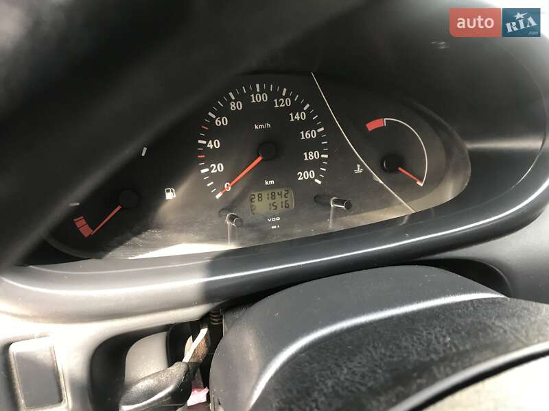 Хетчбек Nissan Micra 1999 в Бару