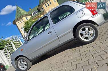 Хэтчбек Nissan Micra 2001 в Черновцах