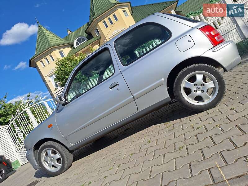 Nissan Micra 2001