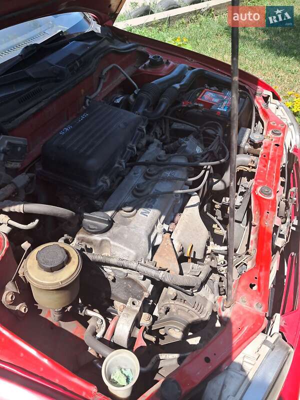 Хетчбек Nissan Micra 1998 в Києві