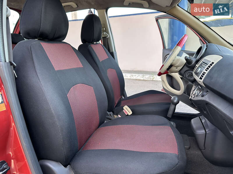 Хетчбек Nissan Micra 2007 в Дніпрі