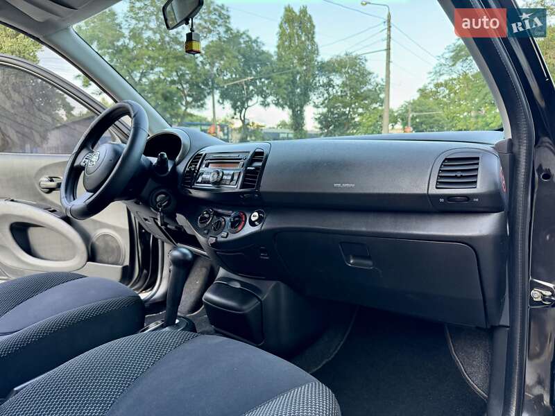 Хэтчбек Nissan Micra 2009 в Одессе