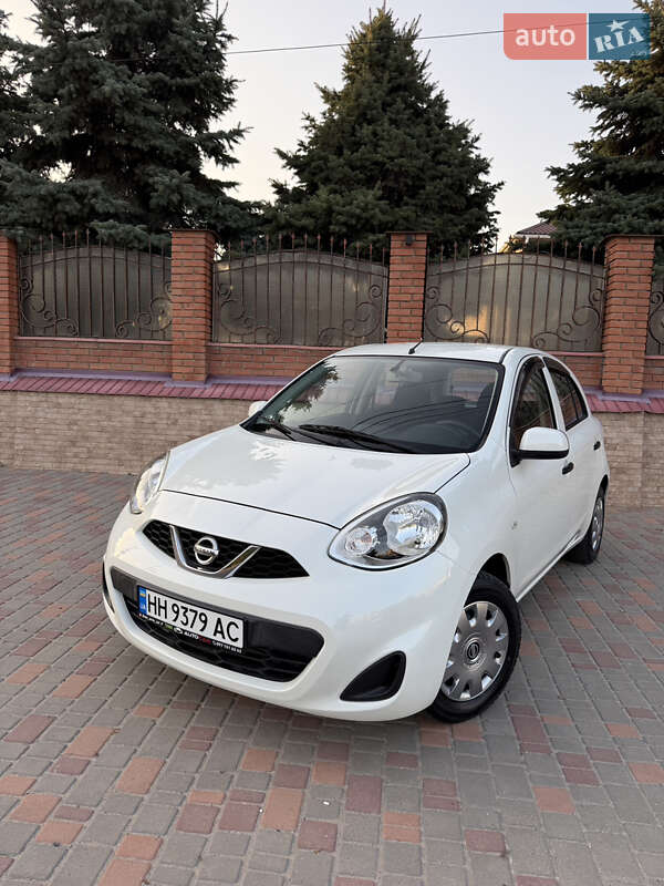 Хэтчбек Nissan Micra 2015 в Одессе