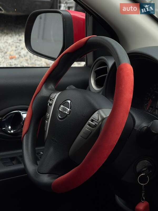 Хетчбек Nissan Micra 2018 в Чернівцях