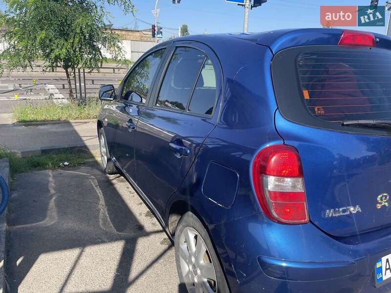 Хетчбек Nissan Micra 2013 в Києві