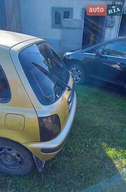 Хетчбек Nissan Micra 1997 в Отинії