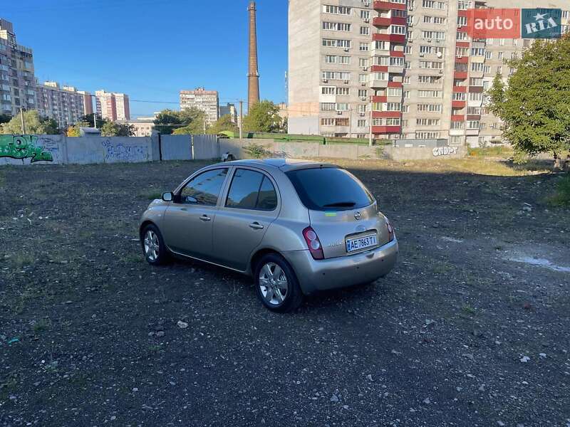 Хетчбек Nissan Micra 2003 в Дніпрі