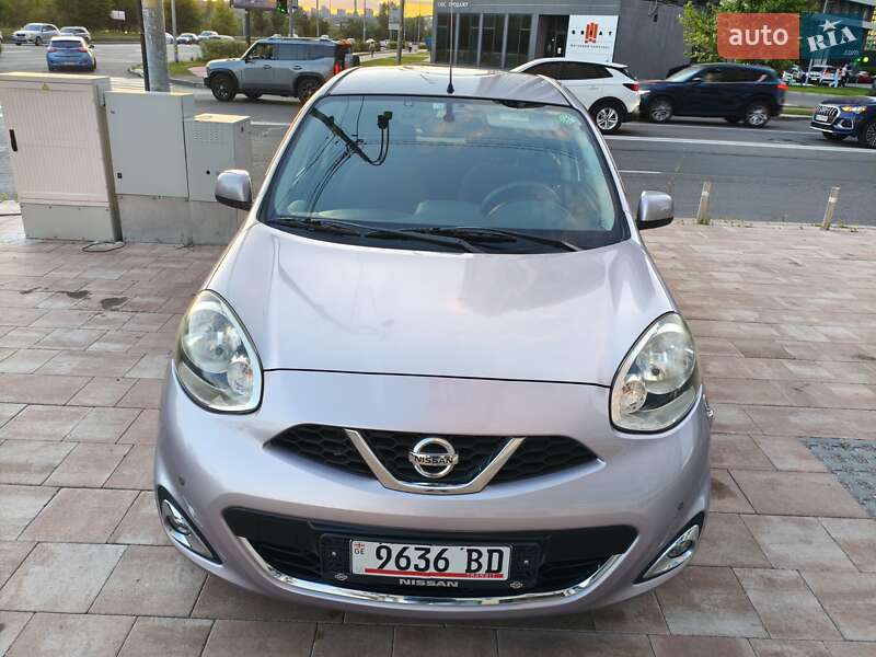 Хэтчбек Nissan Micra 2016 в Киеве