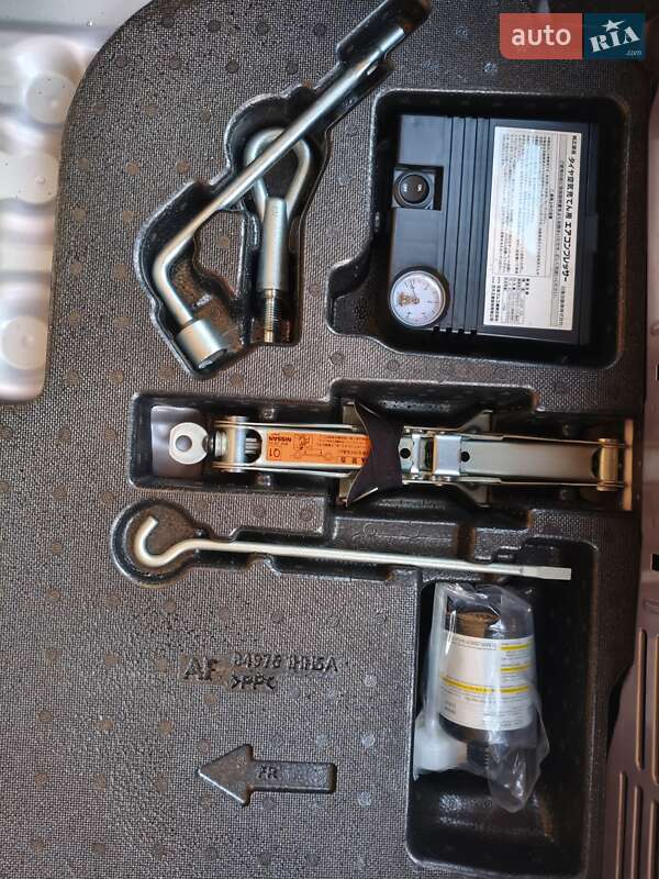 Хэтчбек Nissan Micra 2016 в Киеве