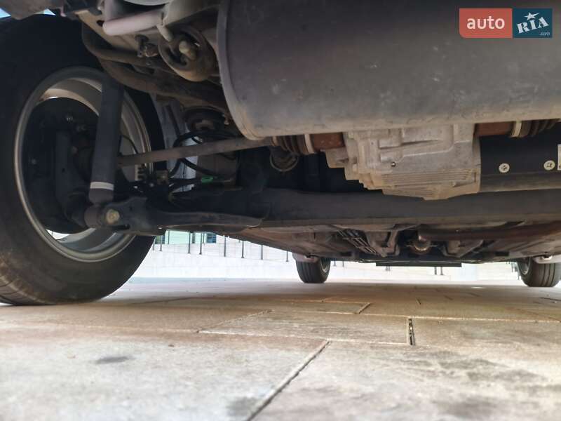 Хэтчбек Nissan Micra 2016 в Киеве