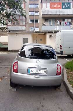Хетчбек Nissan Micra 2004 в Ужгороді